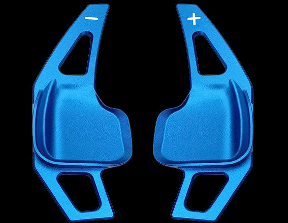 Blaue Schaltwippenverlängerungen für BMW